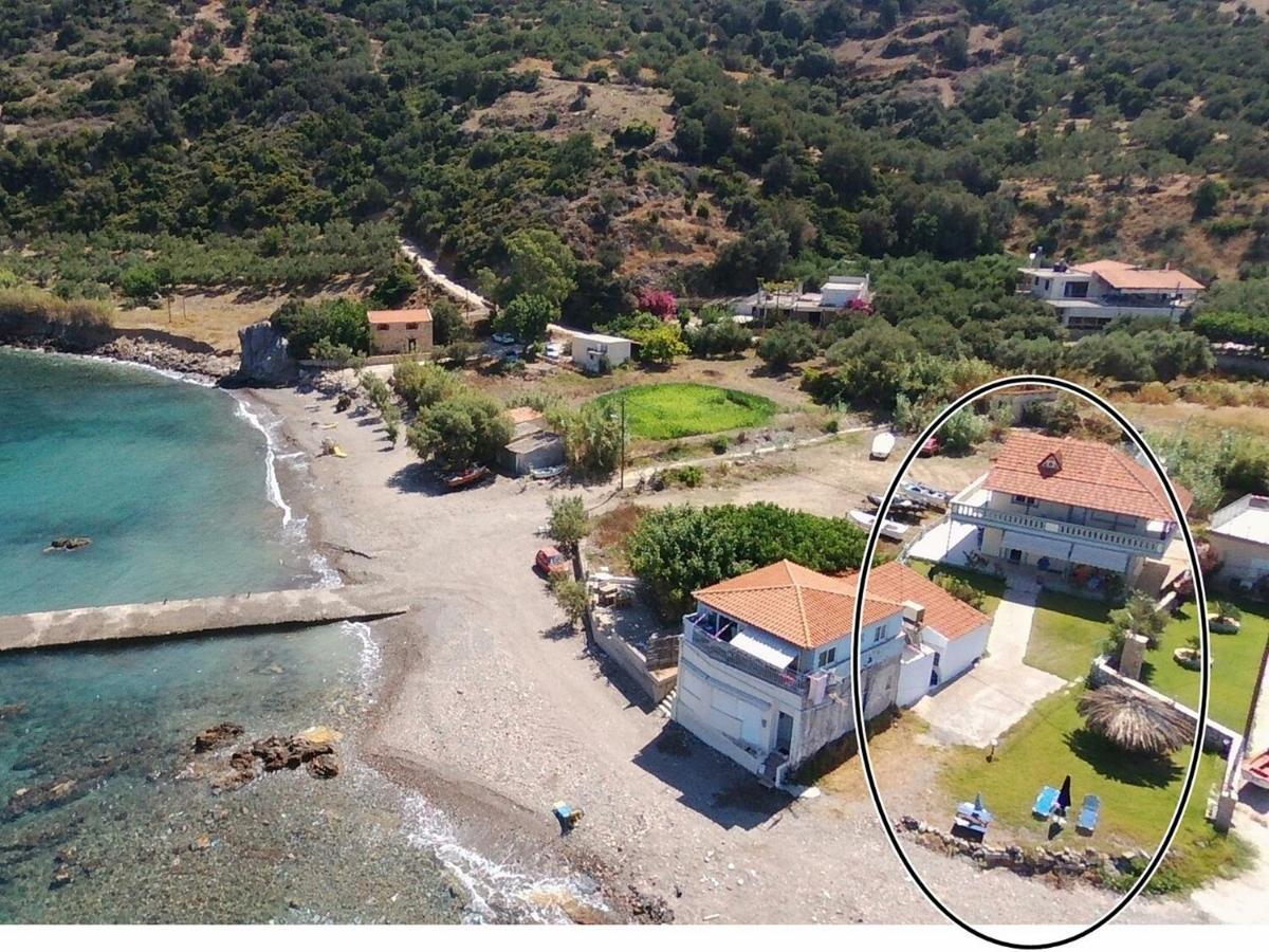 House Just On The Beach -Included 2 Canoe, 2 Bicycles Ravdhoukha Exterior photo
