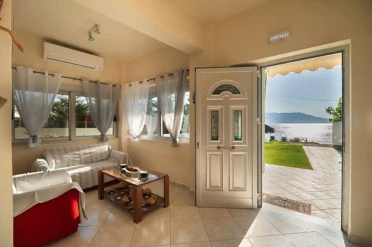 House Just On The Beach -Included 2 Canoe, 2 Bicycles Ravdhoukha Exterior photo